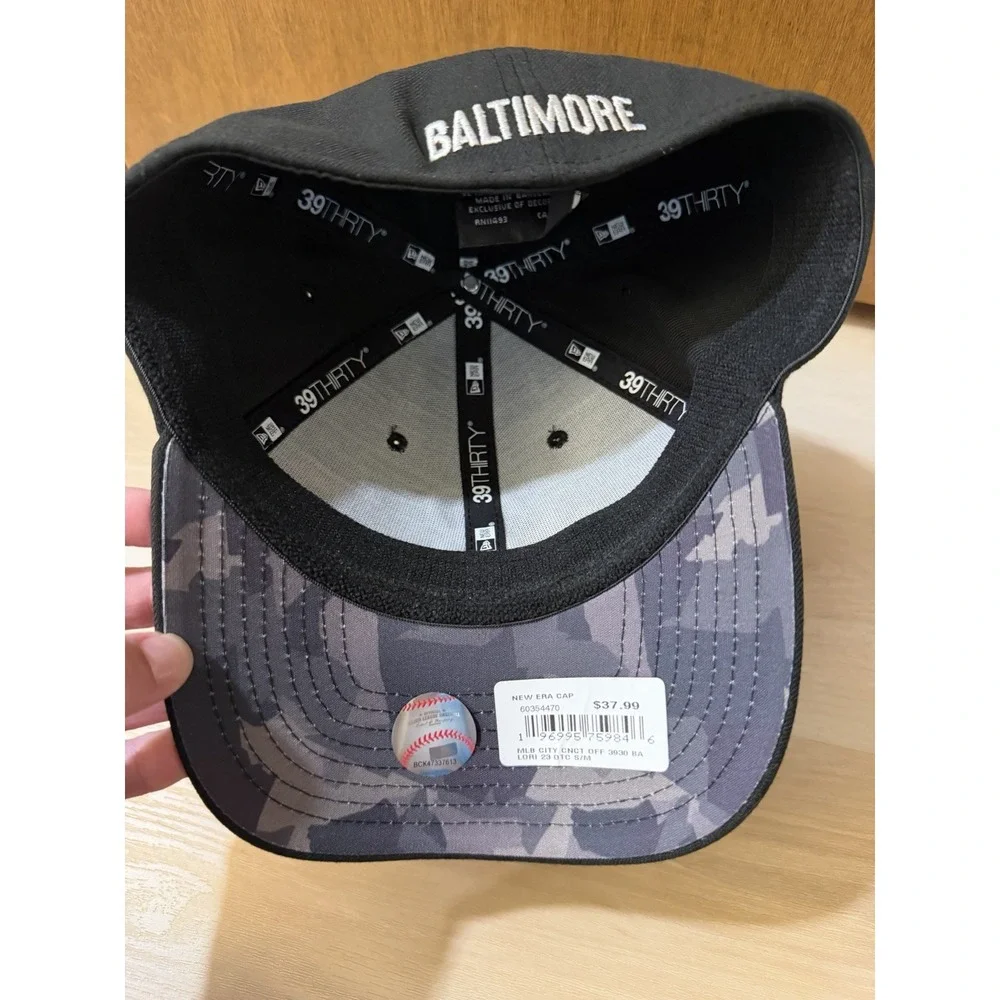 Baltimore Orioles New Era 39Thirty Stretchfit Hat Cap Size S/M Black New
